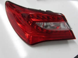 Chrysler 200 - TAILLIGHT TAIL LIGHT - LR